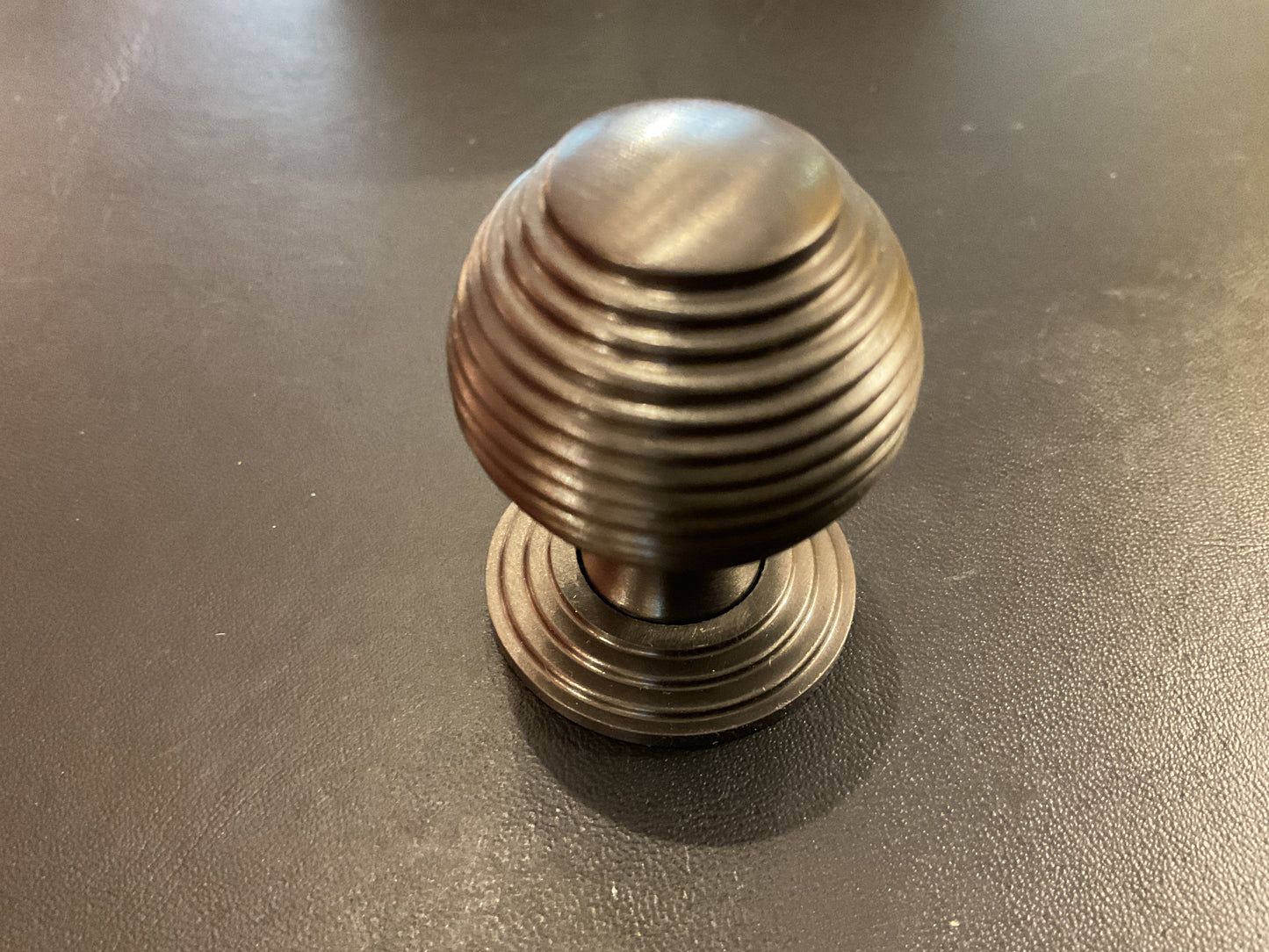 491 - Reeded cabinet knob 32mm Matt Bronze