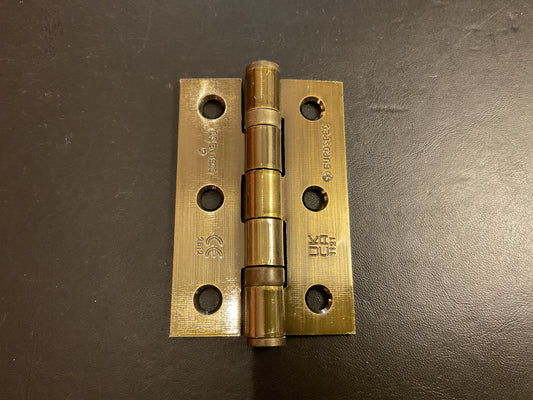 3107B - Antique Brass ball bearing 76mm x 50mm Butt Hinges