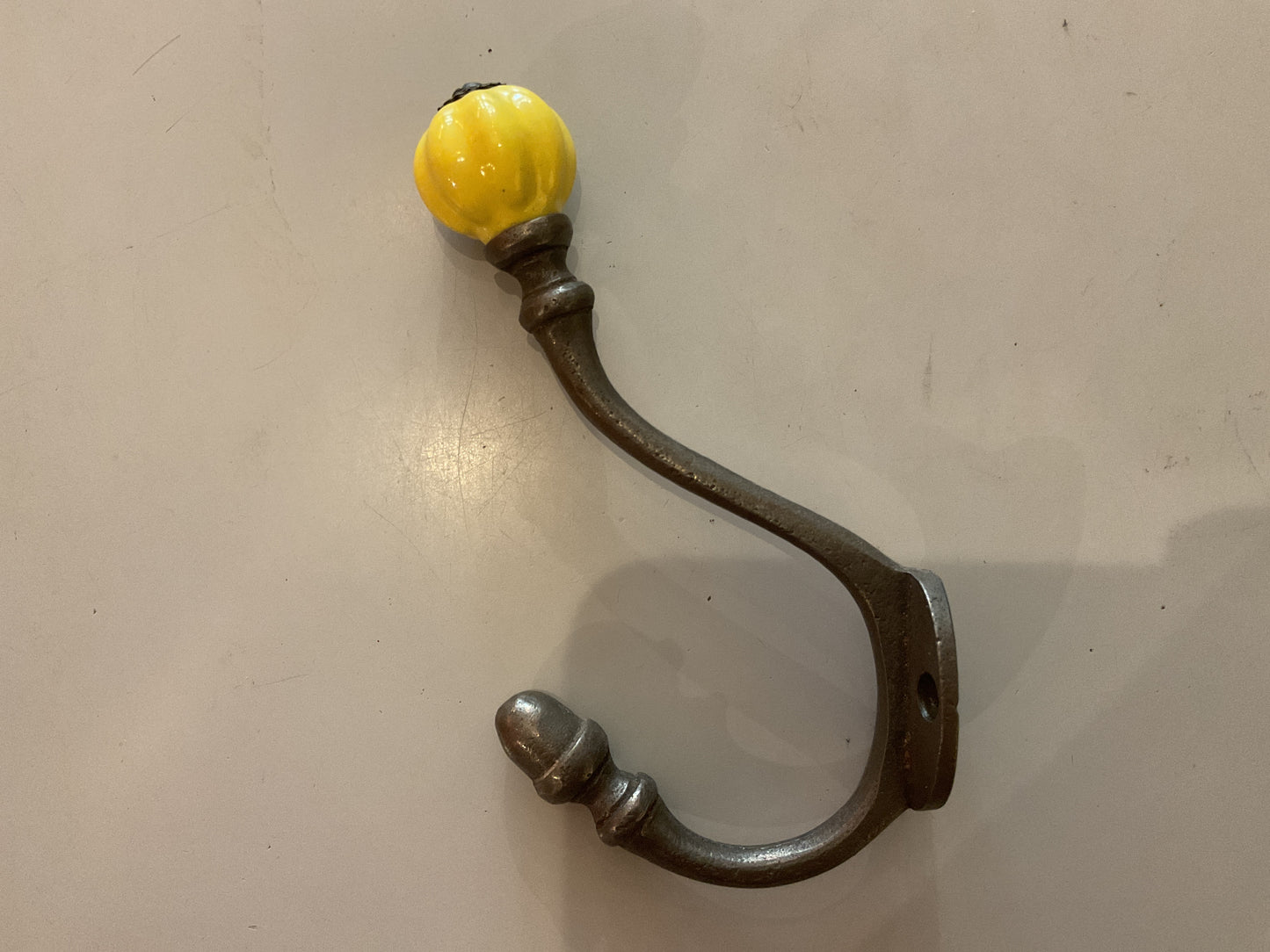 26Y - Antique Iron H&C Hook Yellow Shell Tip