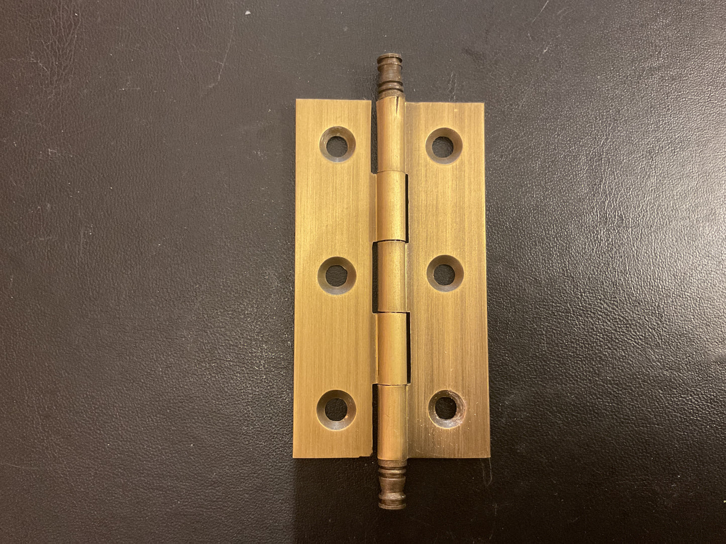 1075 - Antique Brass 77mm Finial Butt Hinges