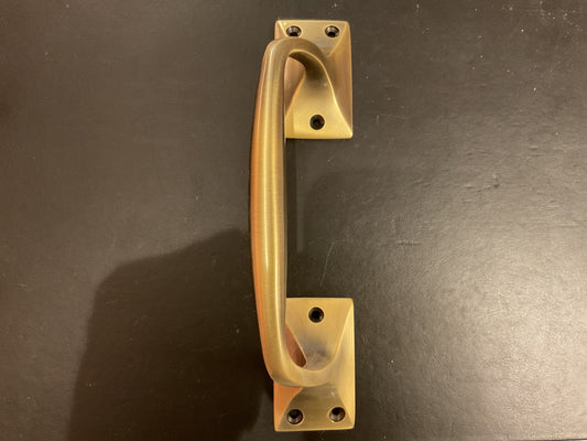8031 - Antique Brass 200 mm Cranked Pull Handle