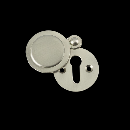 525A - Polished Chrome Oval Covered Escutcheon