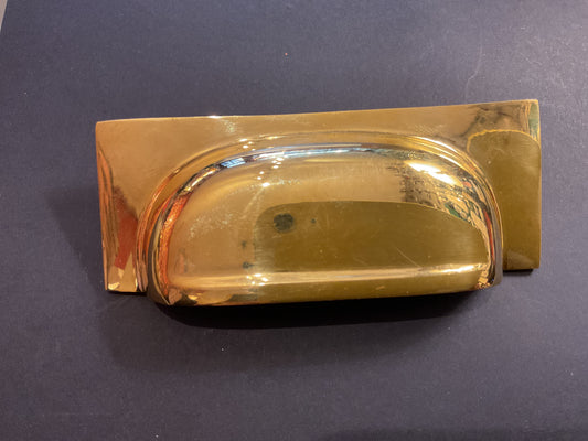 55 - Polished Brass Unlacquered bolt fix 105 mm Cup Pull