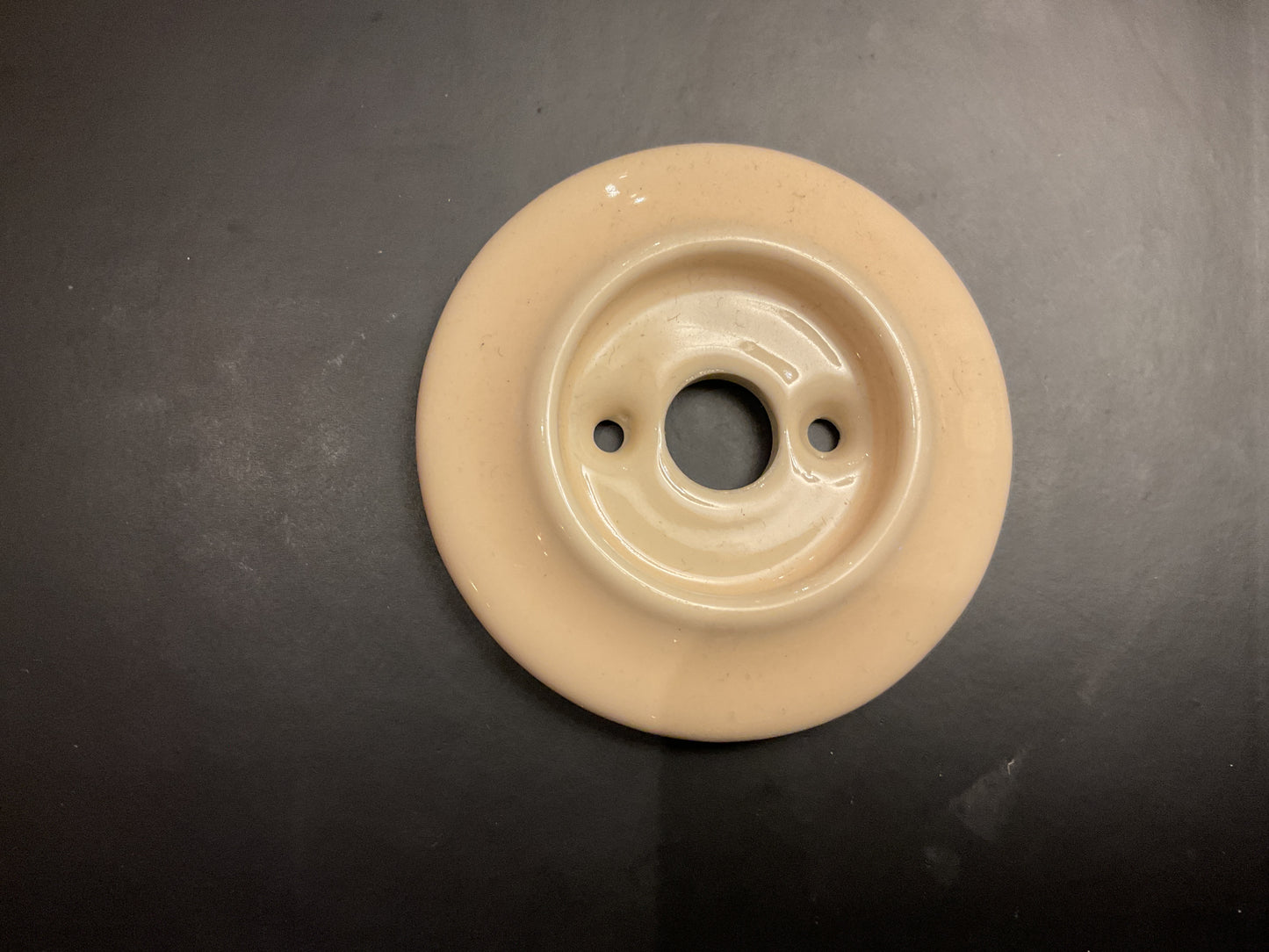 3 - Plain Cream China Rose Knob