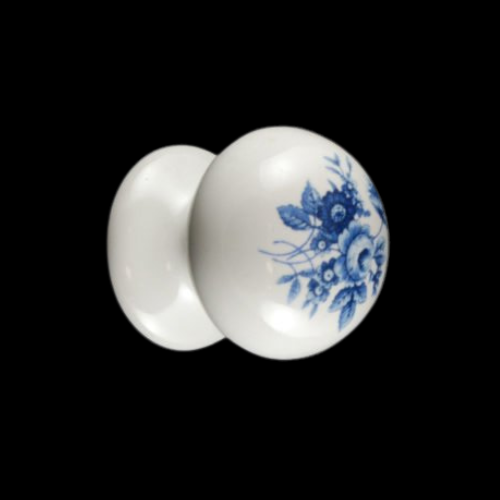 648 - Saxony china 30mm knob