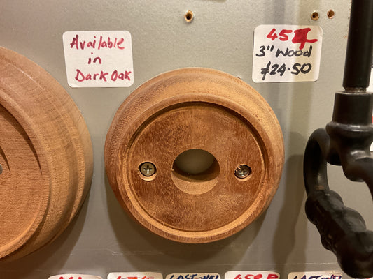454 - Wooden plinth for 76 mm round bell push