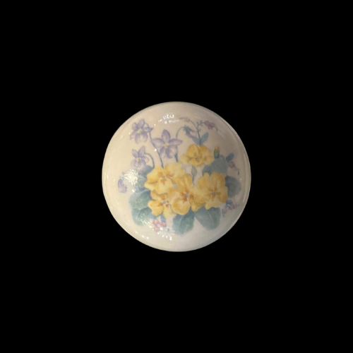 715 - Primrose 40mm china knob