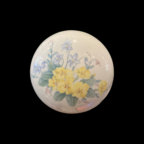 710 - Primrose china doorknobs